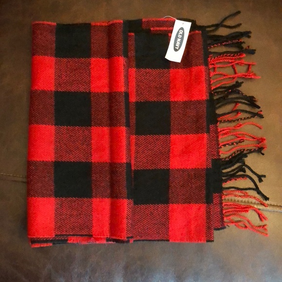 Old Navy Patterned Flannel Scarf for Men - Picture 2 of 2